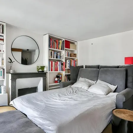 Appartement Nice Studio In The Heart Of